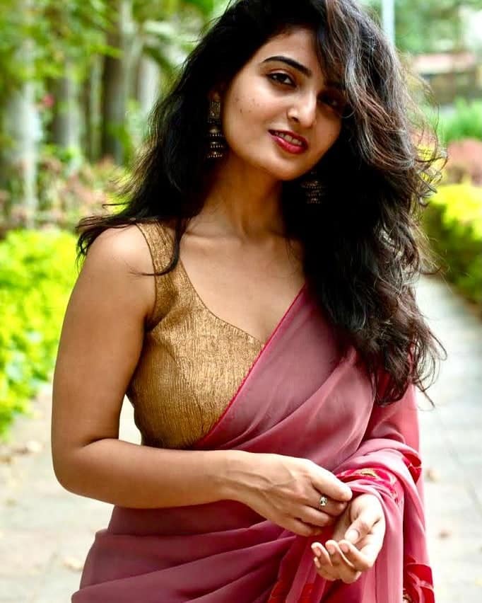 Ananya Nagalla Hot HD Photos Pics Gallery Telugu Mallu Tollywood Bollywood South Actress