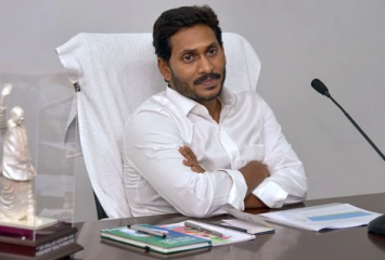 తిరుపతి ఘటనపై స్పందించిన వైఎస్ జగన్ మోహన్ రెడ్డి